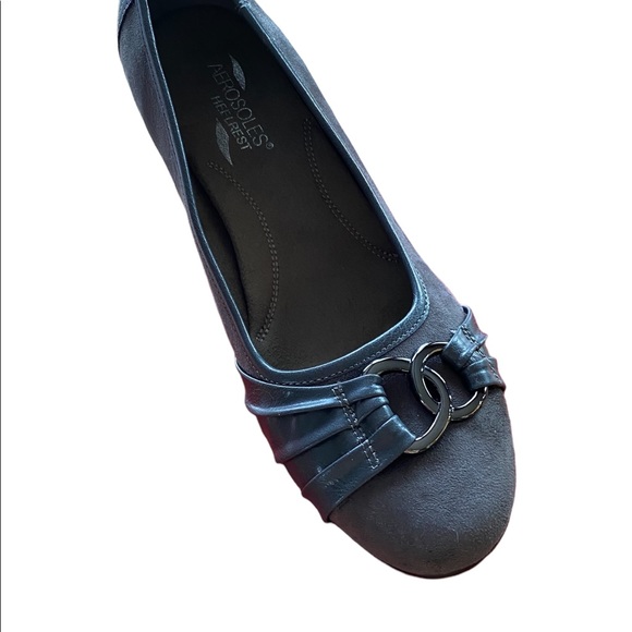 NIB ~ Aerosols Red Rock, Gray Pumps ~ 9 1/2 - Picture 2 of 7